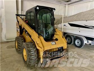 CAT 272D2 Carregadoras de direcção deslizante