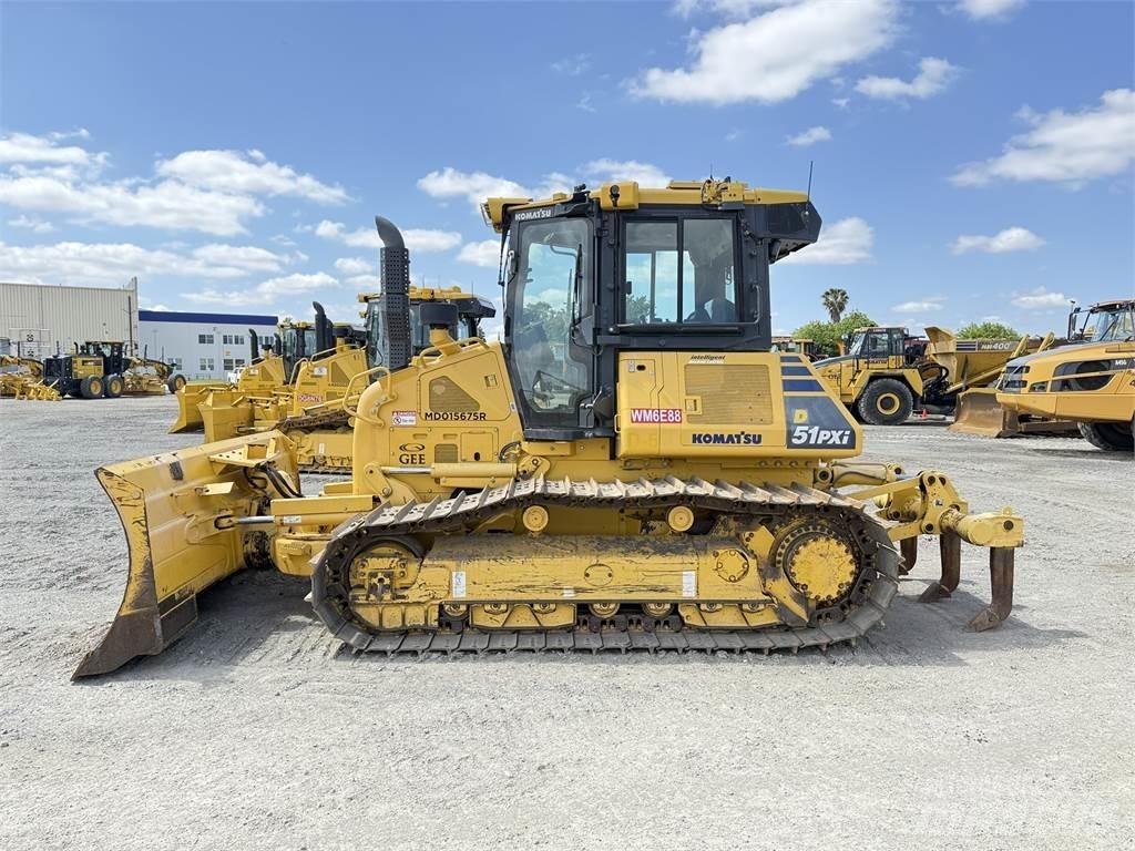 Komatsu D51PXi-24 Dozers - Tratores rastos