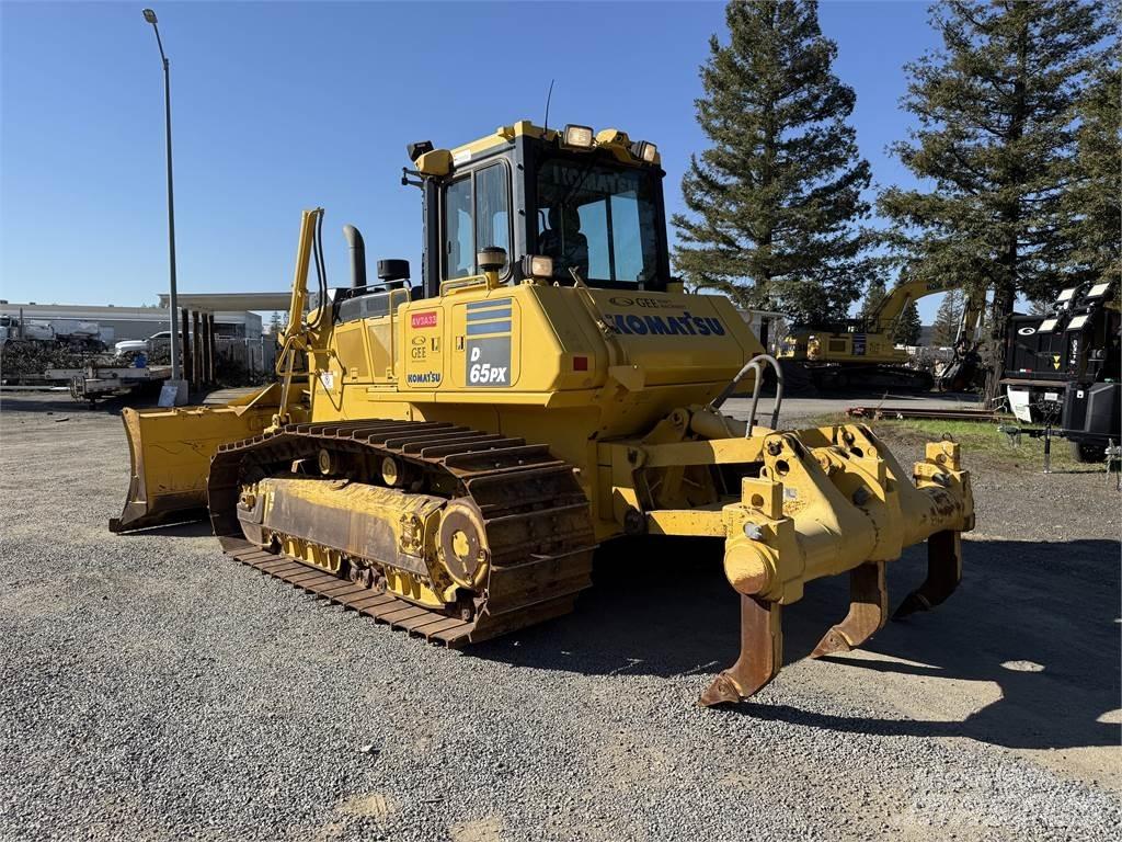Komatsu D65PX-18 Dozers - Tratores rastos