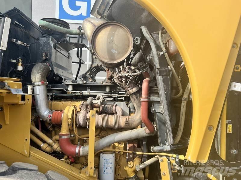CAT 966 K Pás carregadoras de rodas