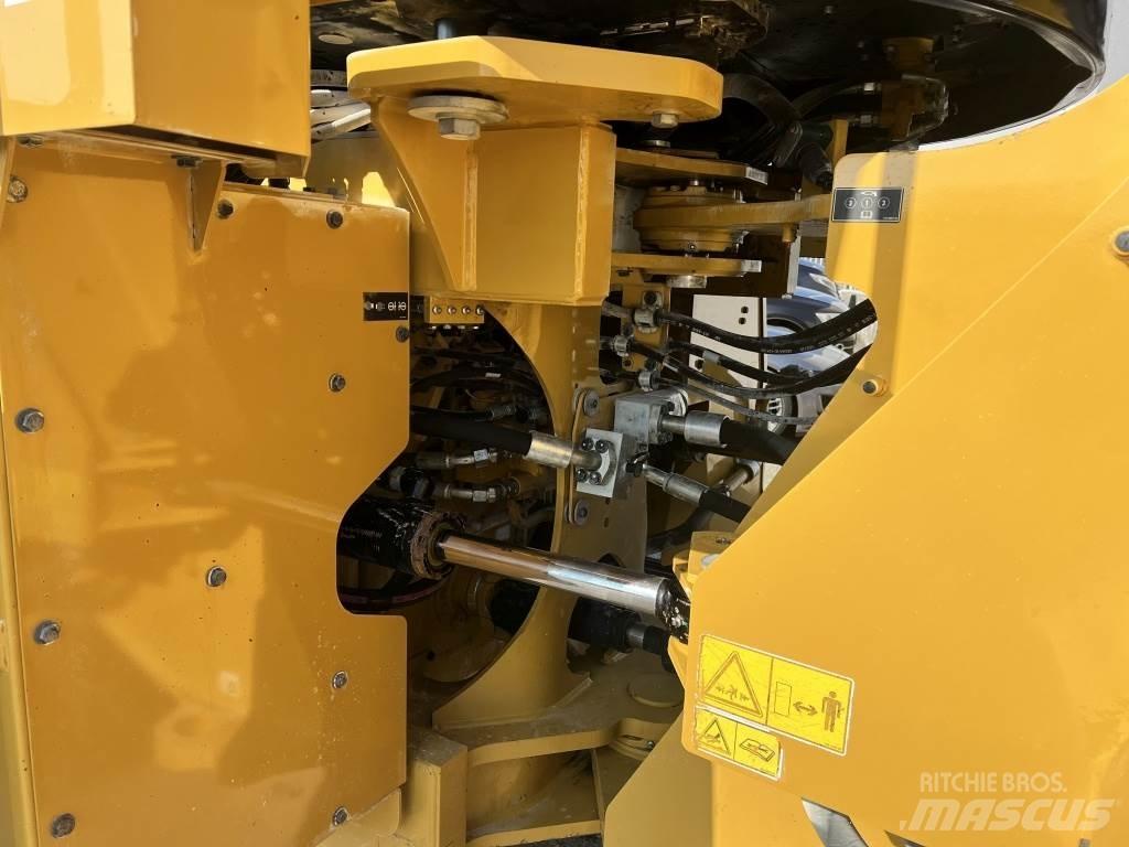 CAT 966 M Pás carregadoras de rodas