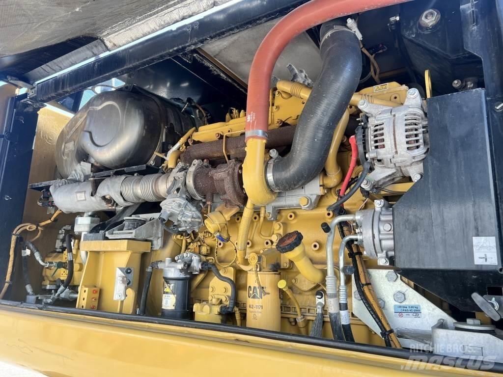 CAT M 320 F Escavadoras de rodas