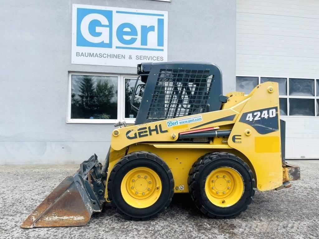 Gehl SL4240 Carregadoras de direcção deslizante