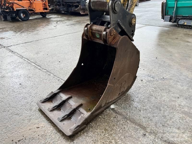 Komatsu PC 210-6K Escavadoras de rastos