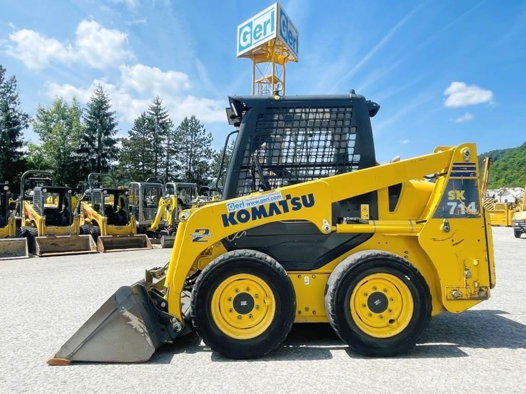 Komatsu SK714 Carregadoras de direcção deslizante