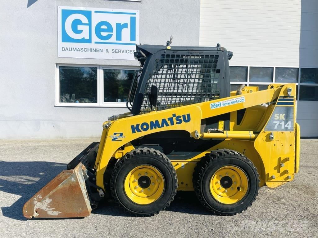 Komatsu SK714 Carregadoras de direcção deslizante