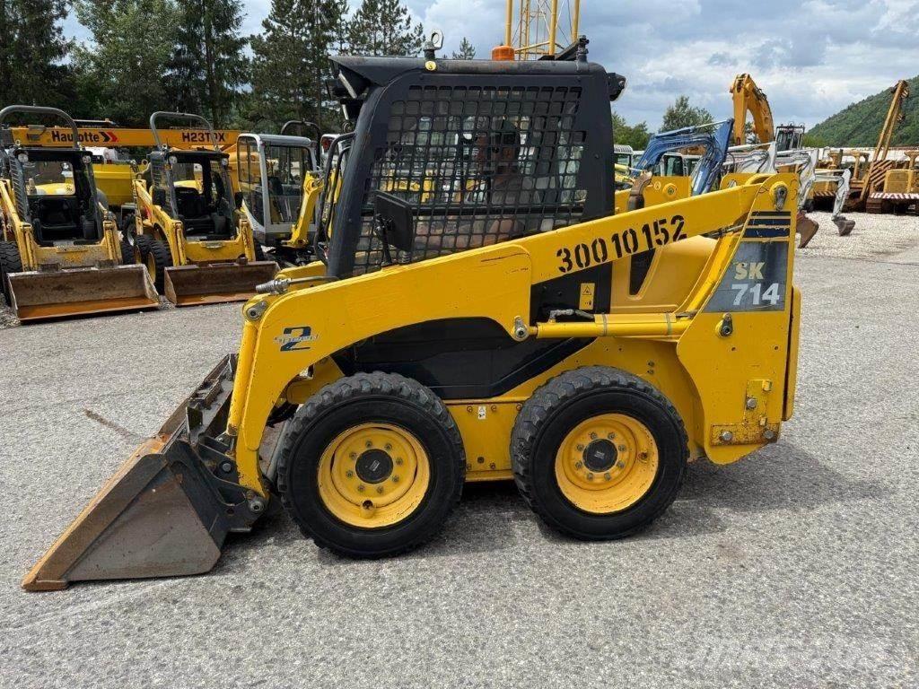 Komatsu SK714-5 Carregadoras de direcção deslizante