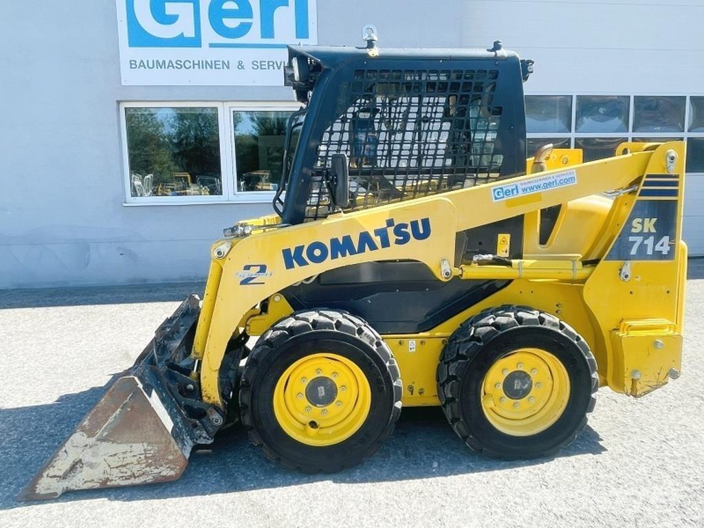 Komatsu SK714-5 Carregadoras de direcção deslizante
