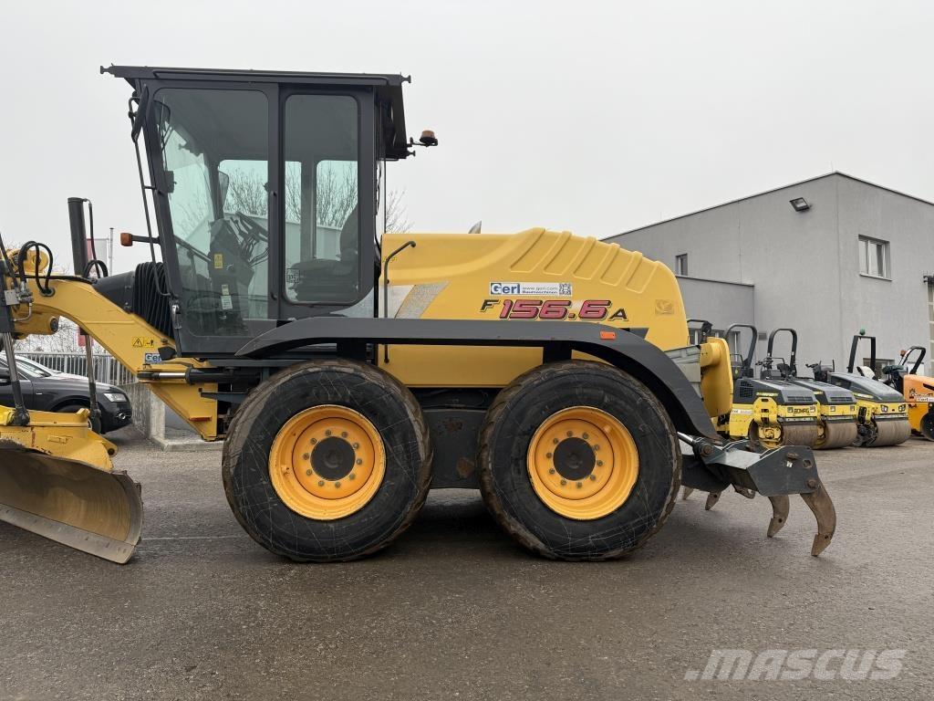 New Holland F 156.6 A Motoniveladoras