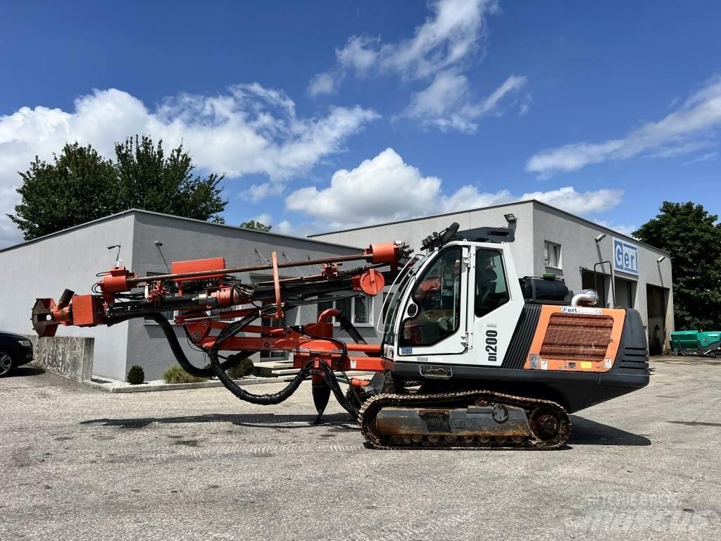 Sandvik DI 200 Perfuradoras