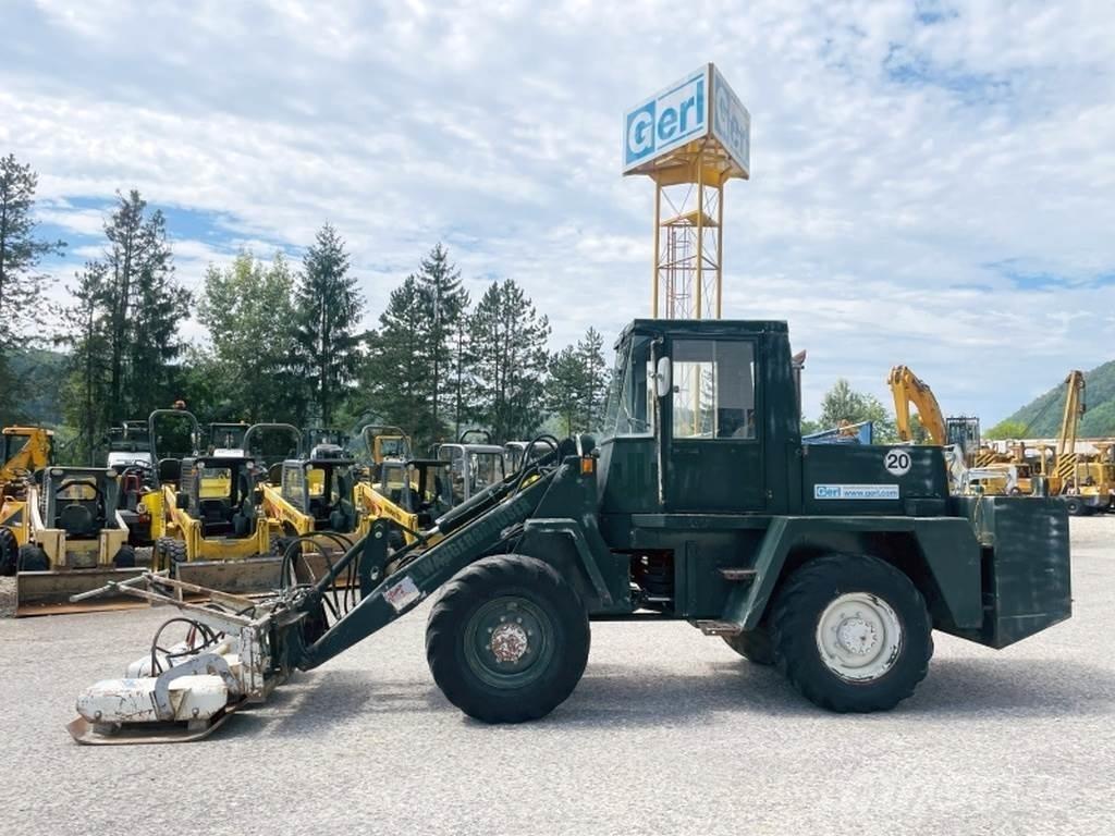 Schaeff ZL8 Pás carregadoras de rodas