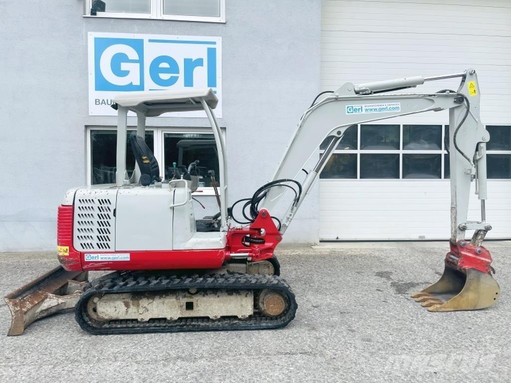 Takeuchi TB135 Mini Escavadoras <7t
