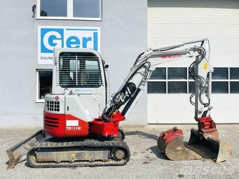 Takeuchi TB138FR Mini Escavadoras <7t