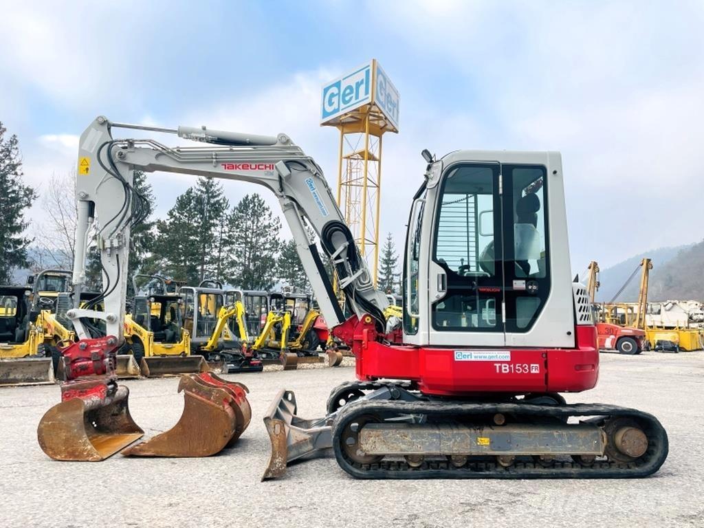 Takeuchi TB153FR Mini Escavadoras <7t