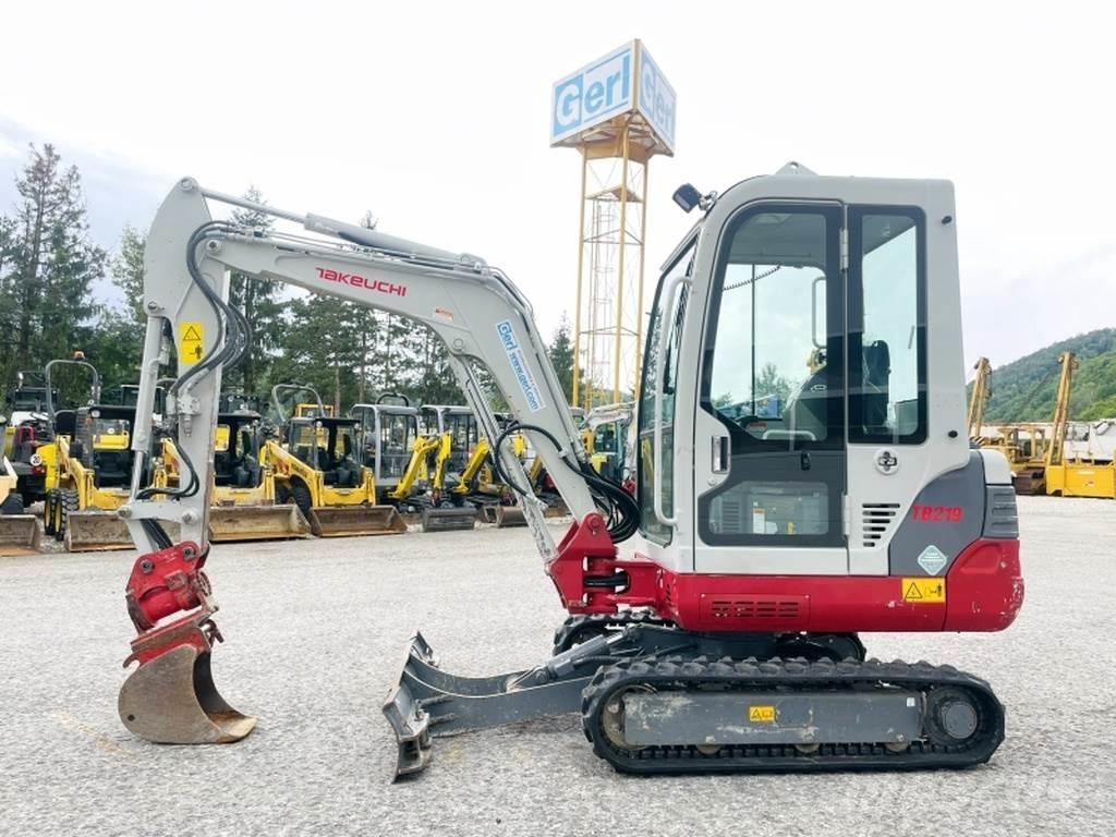 Takeuchi TB219 Mini Escavadoras <7t