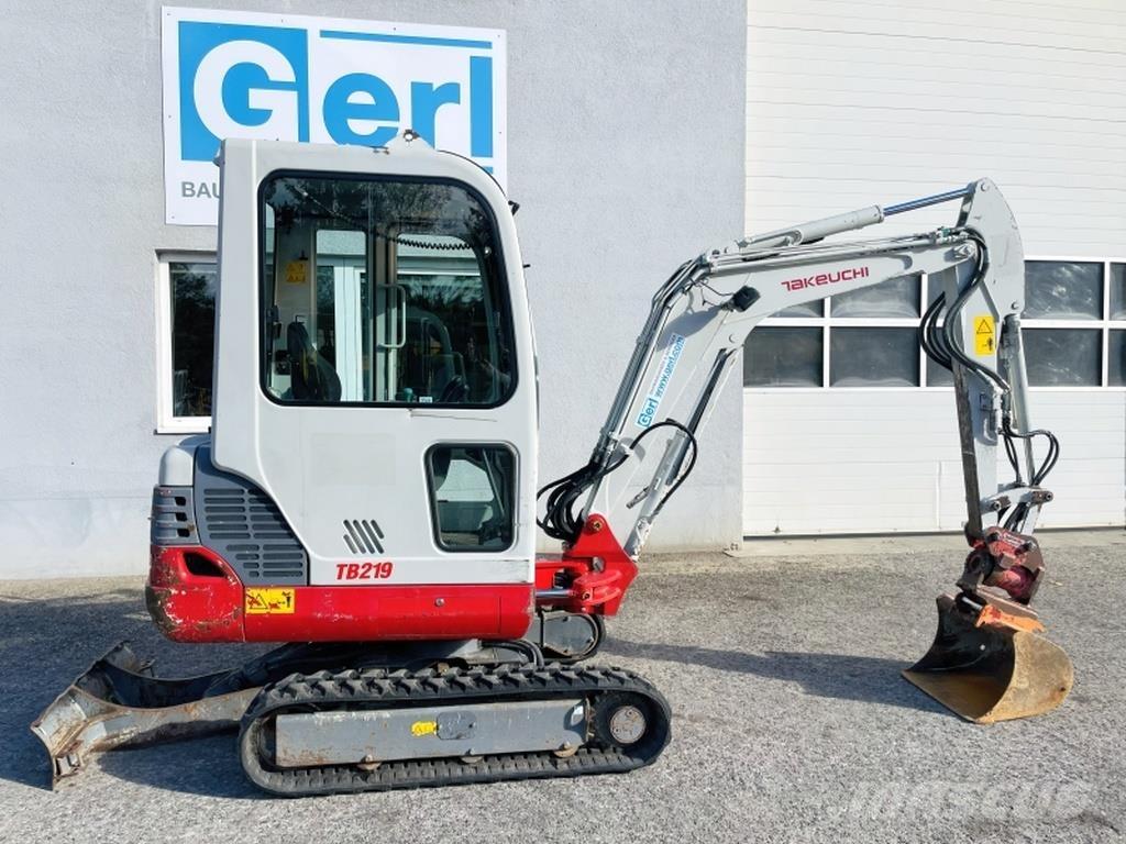 Takeuchi TB219 Mini Escavadoras <7t