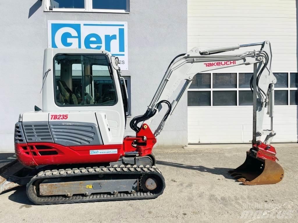 Takeuchi TB235 Mini Escavadoras <7t