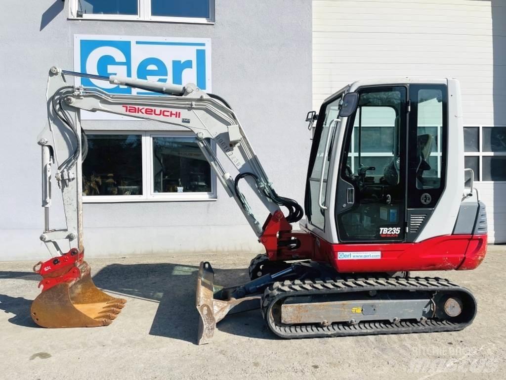 Takeuchi TB235 Mini Escavadoras <7t