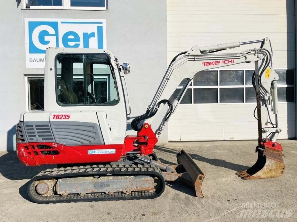 Takeuchi TB235 Mini Escavadoras <7t