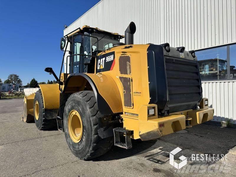 CAT 966M Pás carregadoras de rodas