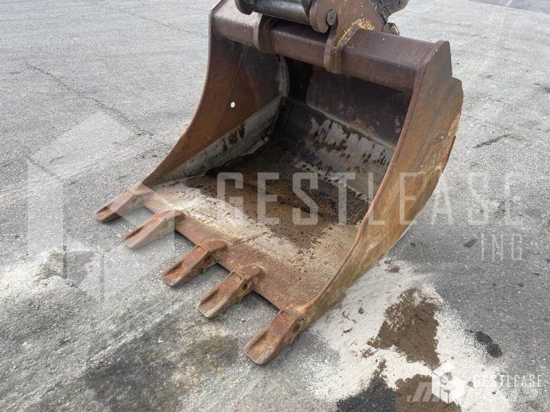 Doosan DX235LC Escavadoras de rastos