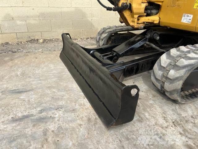 CAT 303E CR Mini Escavadoras <7t