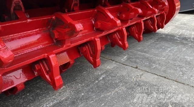 Fecon FTX148L Carregadoras de direcção deslizante