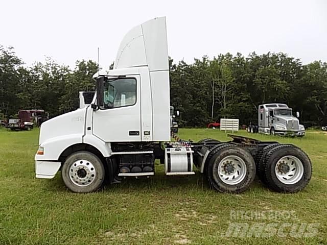Volvo VNM Camiões de chassis e cabine