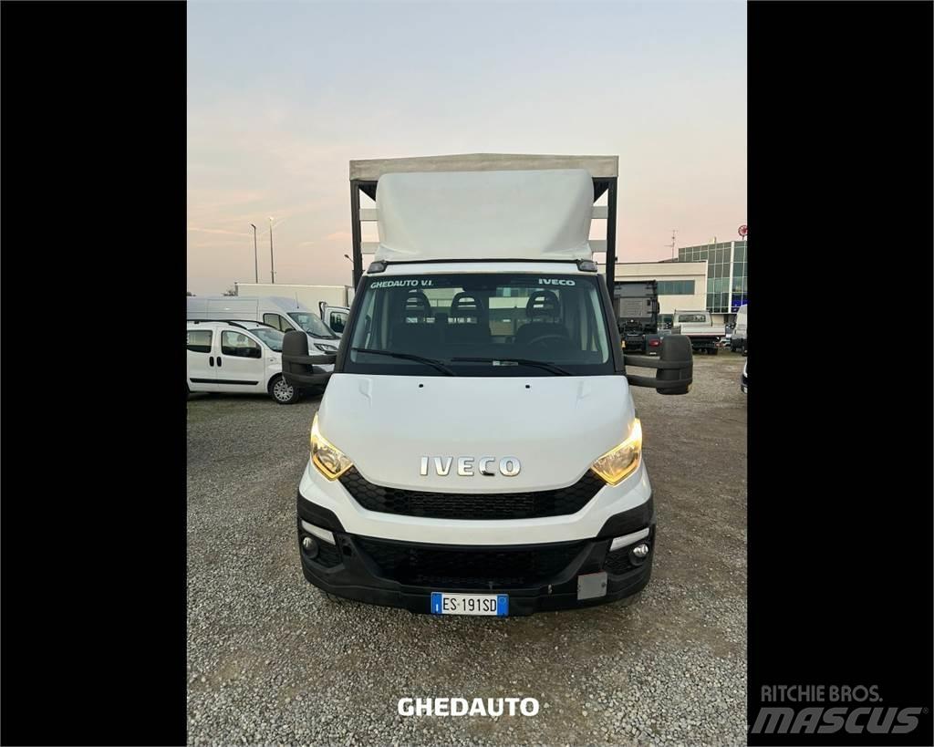 Iveco 65C15 Camiões de caixa fechada