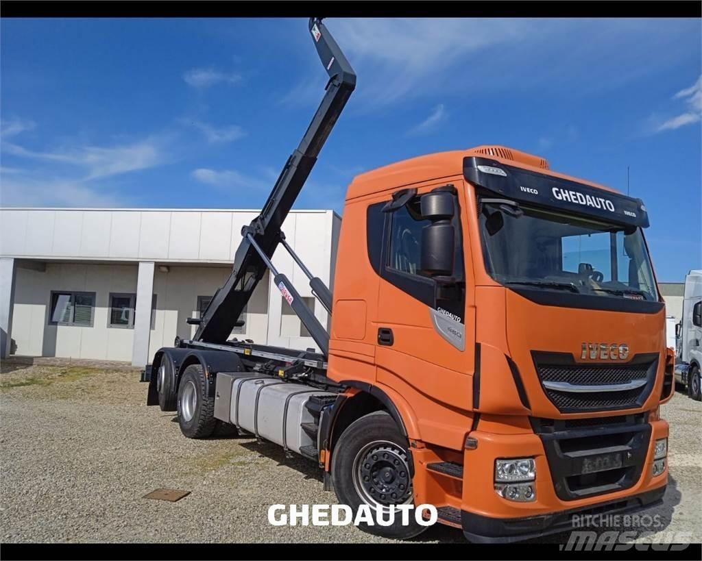Iveco AS260S48Y/PS Camiões de caixa fechada