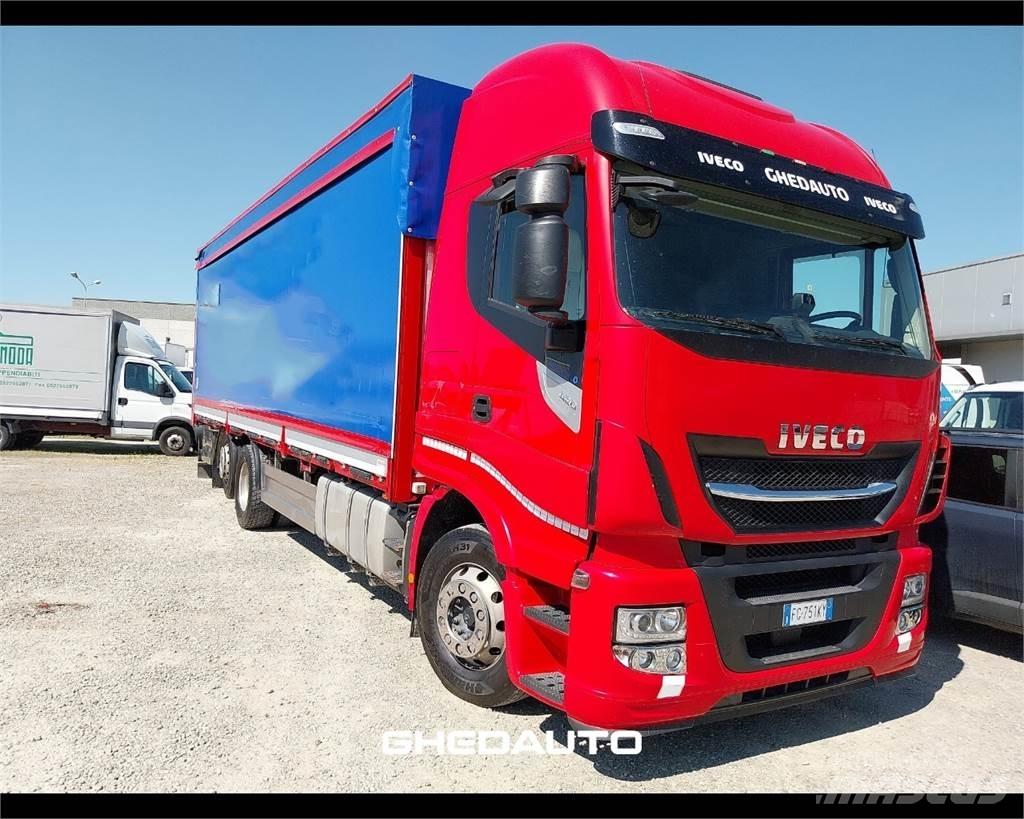 Iveco AS260SY Camiões de caixa fechada