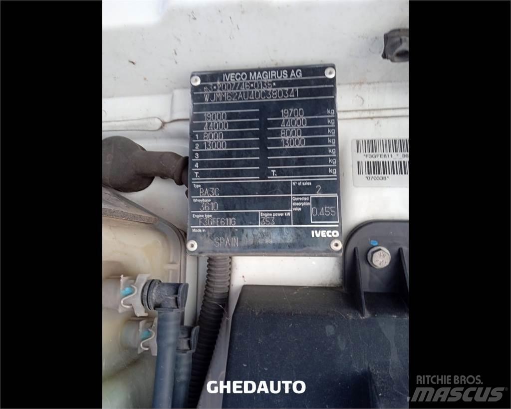 Iveco AS440S48T/P Camiões de caixa fechada