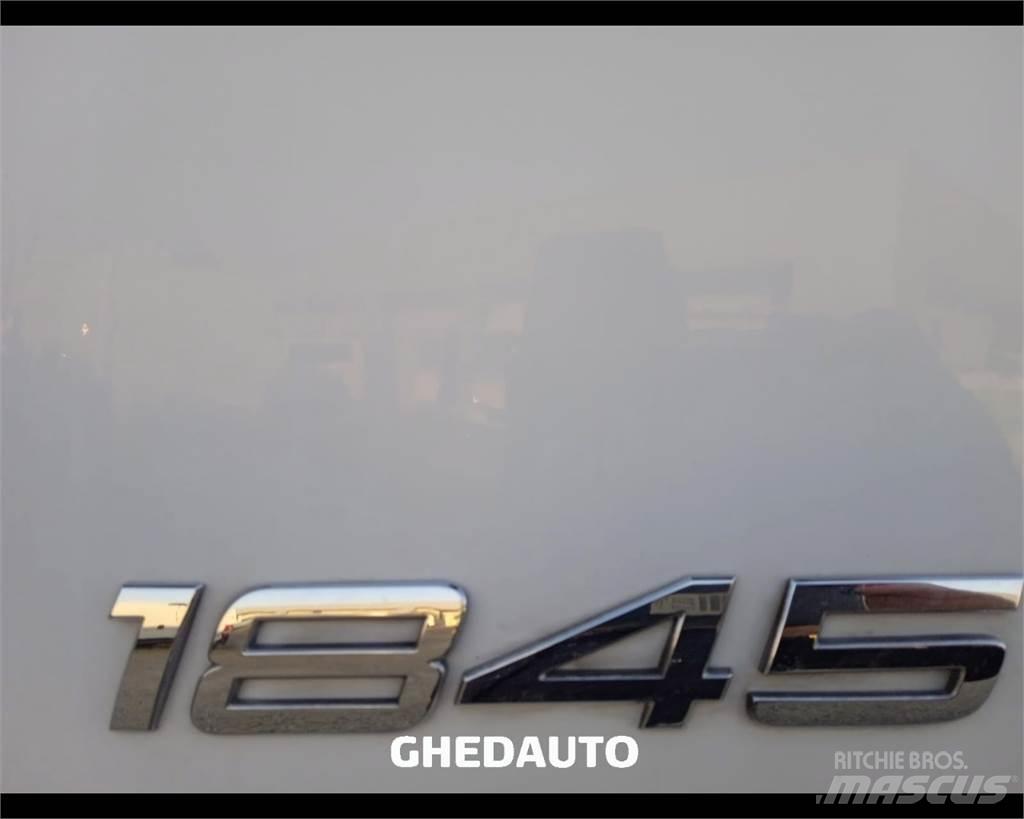 Mercedes-Benz ACTROS Camiões de caixa fechada