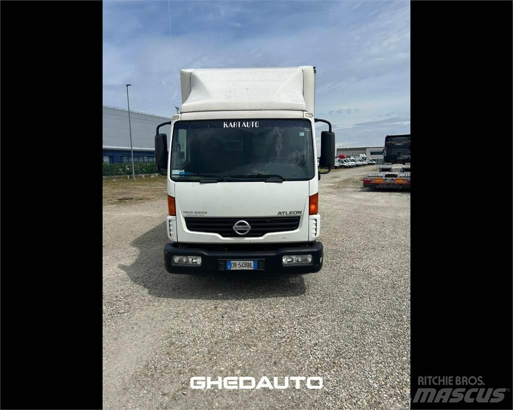 Nissan Atleon 35 2006 Caixa fechada