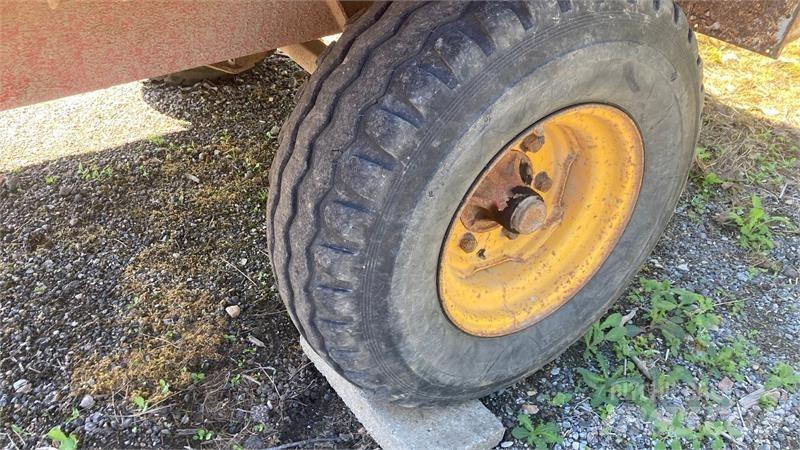 Tim 4,5 BT Reboques Agrícolas basculantes