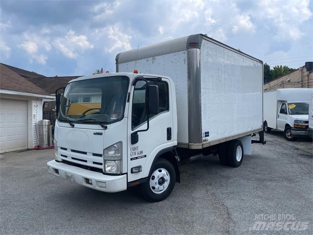 Isuzu NPR Camiões de caixa fechada