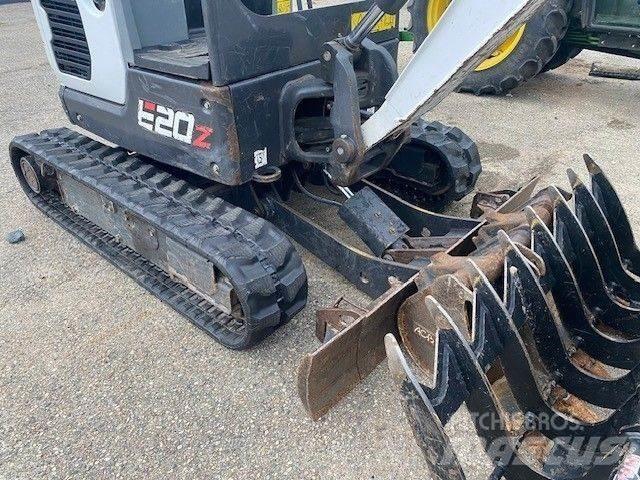 Bobcat E20Z Mini Escavadoras <7t