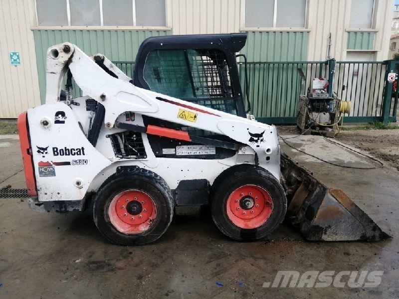 Bobcat S590 Pás carregadoras de rodas