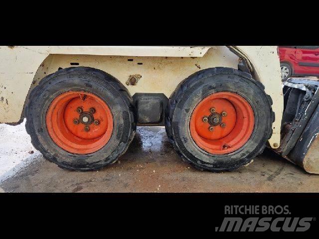 Bobcat S70 Pás carregadoras de rodas