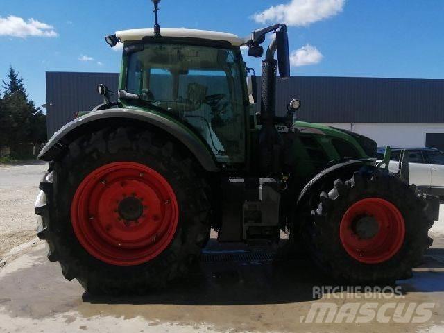 Fendt 718 VARIO Tratores Agrícolas usados