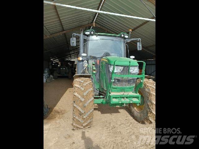 John Deere 6110R Tratores Agrícolas usados