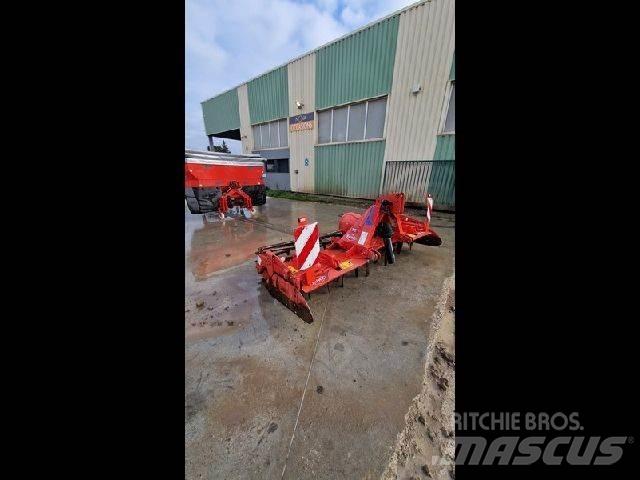 Kuhn HR3004 Grades