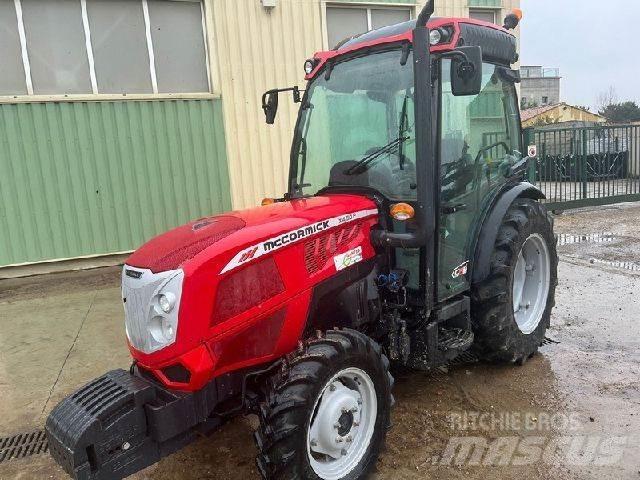 McCormick X4.50F Tratores Agrícolas usados