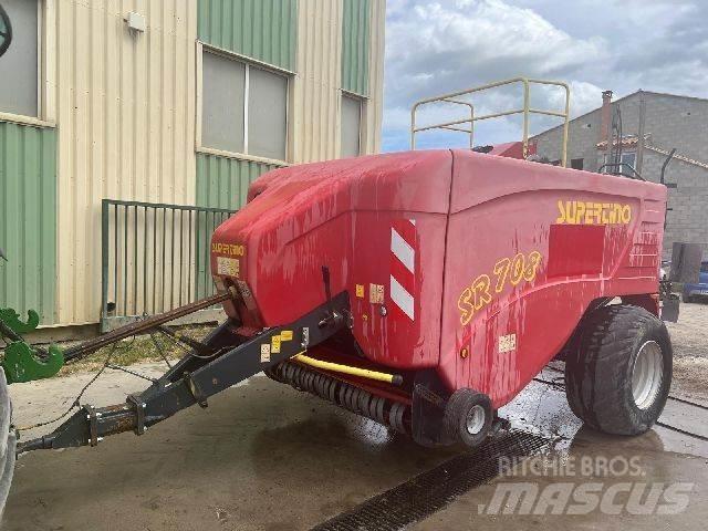 Supertino SR708 Enfardadeira de fardos quadrados