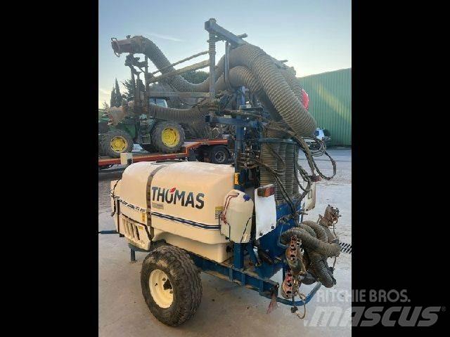 Thomas TTZ 800 Pulverizadores rebocados