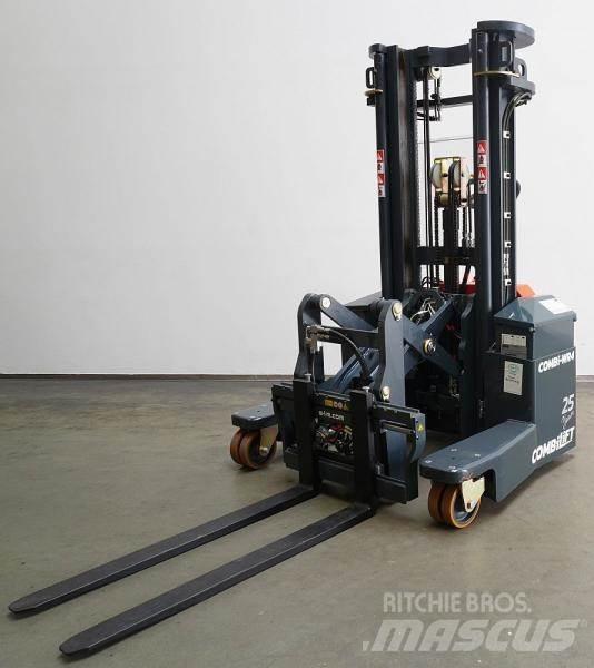 Combilift WR4 Empilhadores de 4 vias