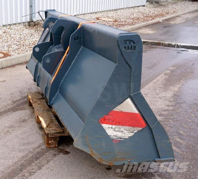 Magni 1000 L Movimentação cargas - Outros
