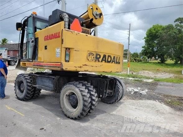 Gradall XL3300 V Escavadoras de rodas