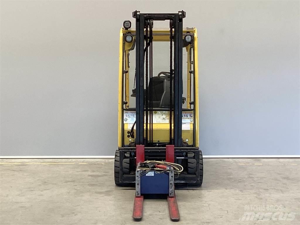 Hyster J2.0XMT Empilhadores eléctricos