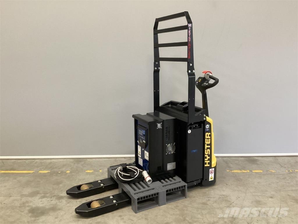 Hyster P2.0 Empilhador para operador externo